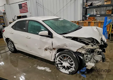 2015 Toyota Corolla L z USA, uszkodzony, nr VIN 2T1BURHE5FC451568